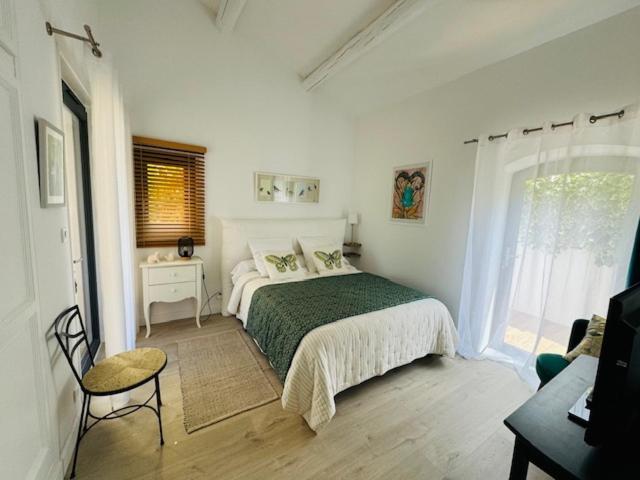 Les Cistes Bed & Breakfast Малмор Екстериор снимка