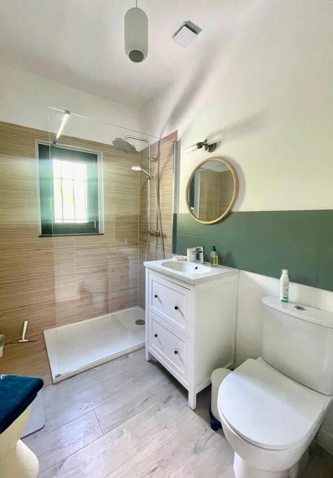 Les Cistes Bed & Breakfast Малмор Екстериор снимка